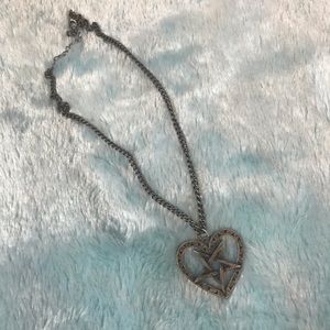 🖤 pentagram heart necklace 🖤